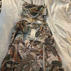 Super natural two piece set! Similar to farm rio, never worn